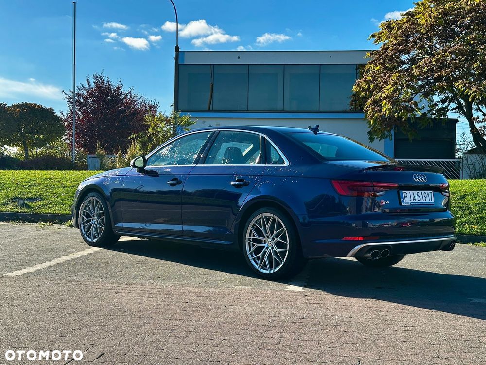 Audi S4 Limousine 3.0 TFSI Quattro Tiptronic - 12