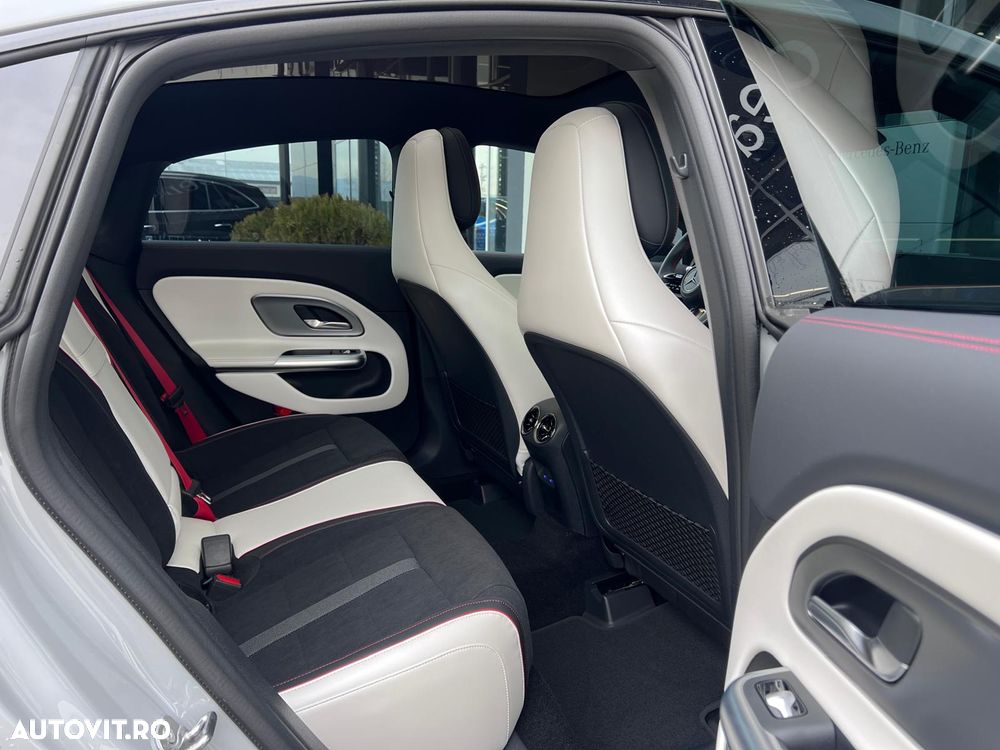 Mercedes-Benz CLA 220 4MATIC Coupe - 8