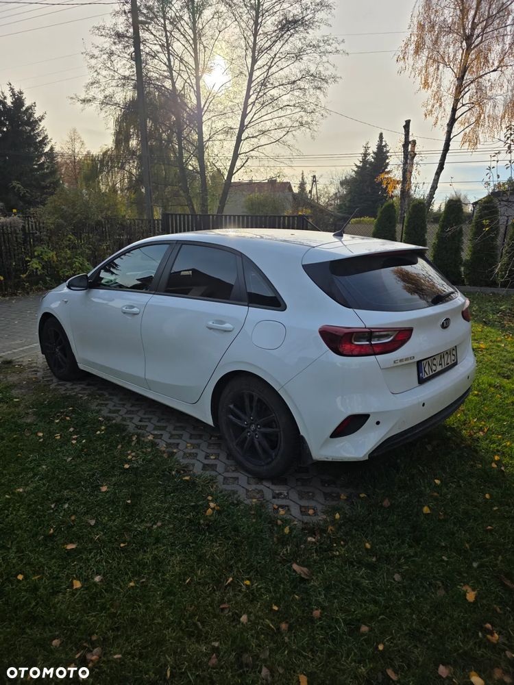 Kia Ceed 1.6 CRDi SCR S - 2