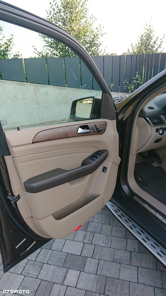 Mercedes-Benz ML - 17