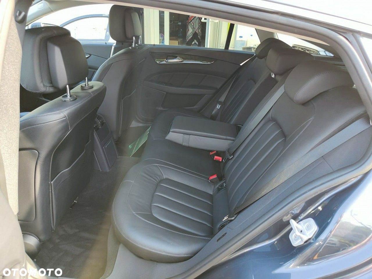 Mercedes-Benz CLS - 36
