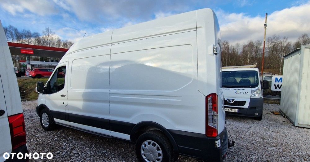 Ford Transit - 25
