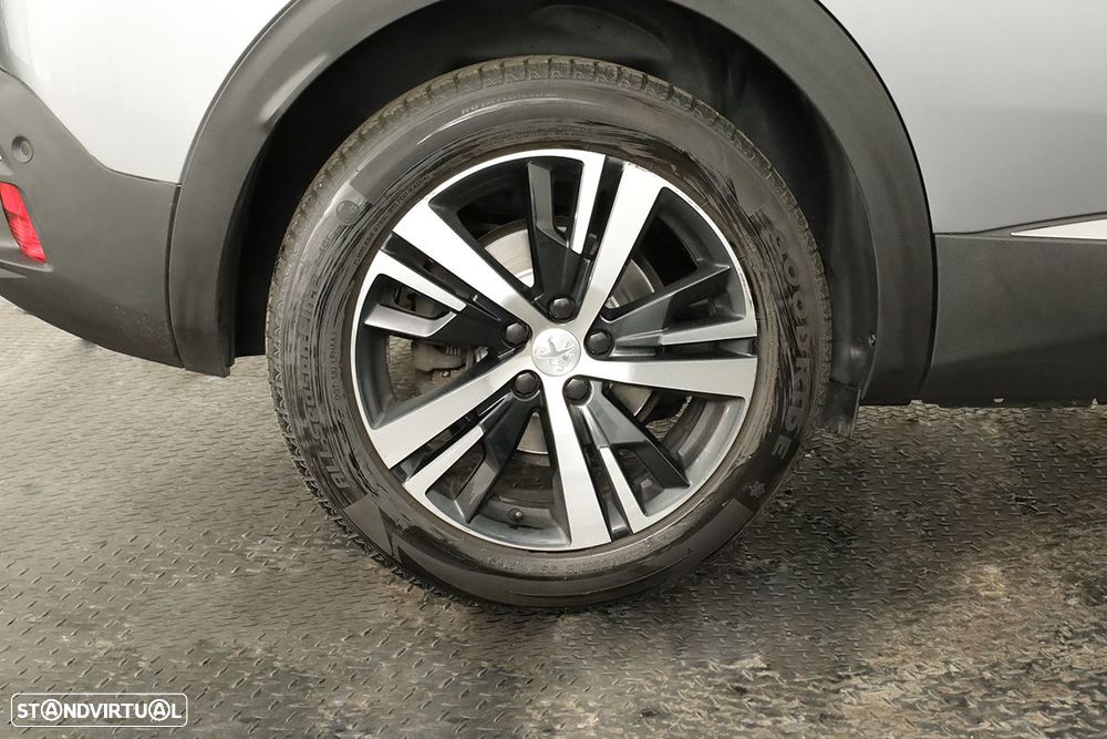 Peugeot 3008 1.2 PureTech GT EAT8 - 5