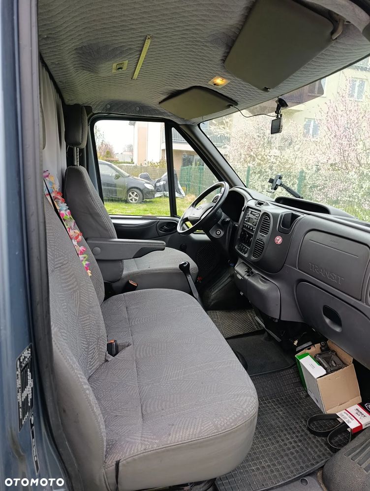 Ford Transit - 20