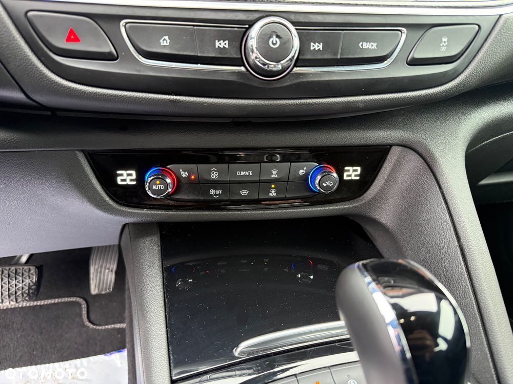 Opel Insignia 2.0 CDTI Business Elegance S&S - 28