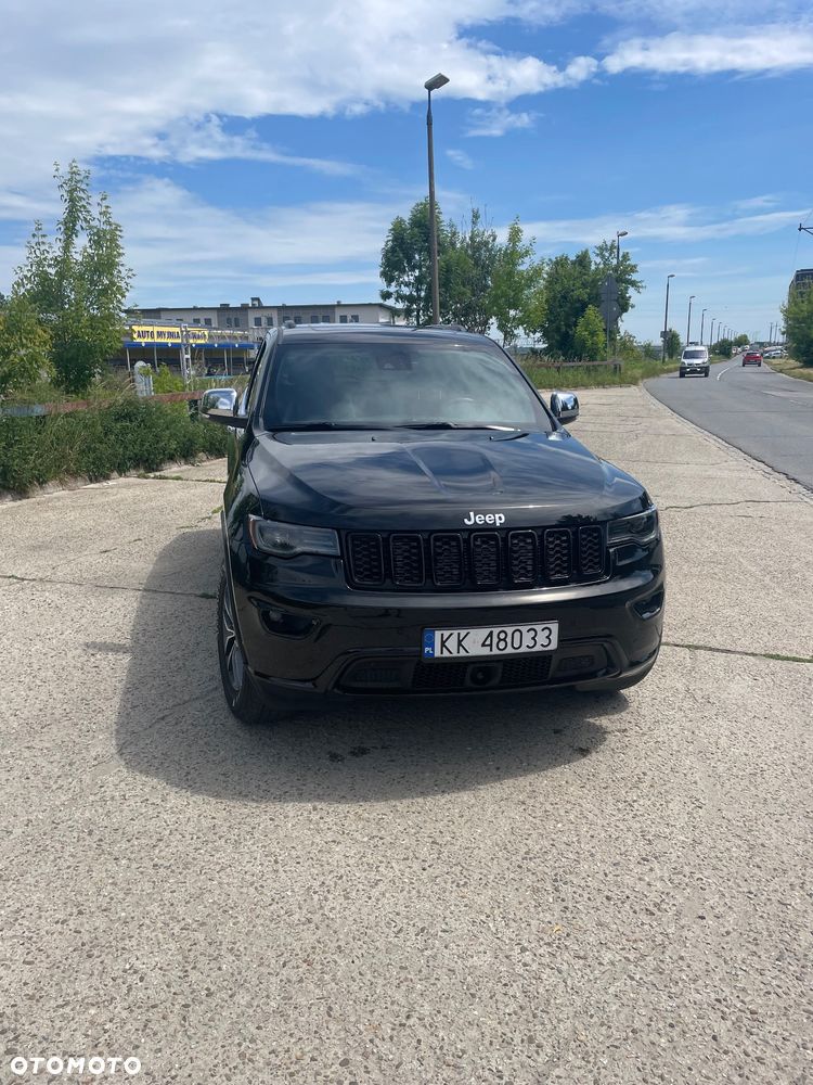 Jeep Grand Cherokee - 11