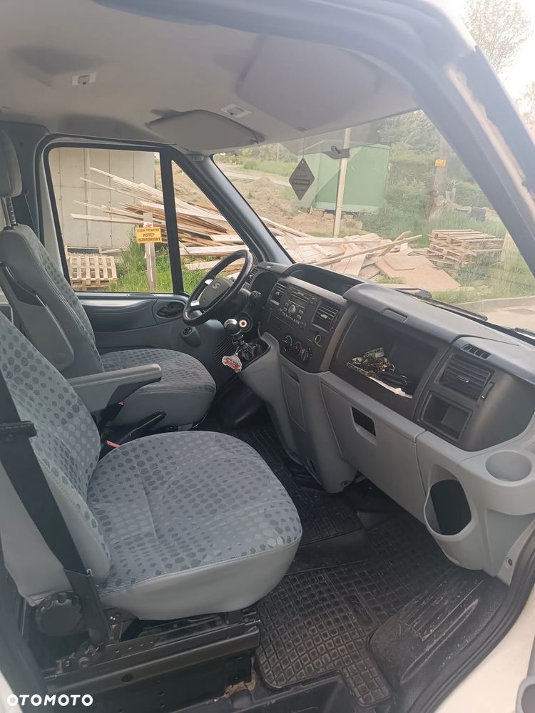 Ford E-Transit - 6