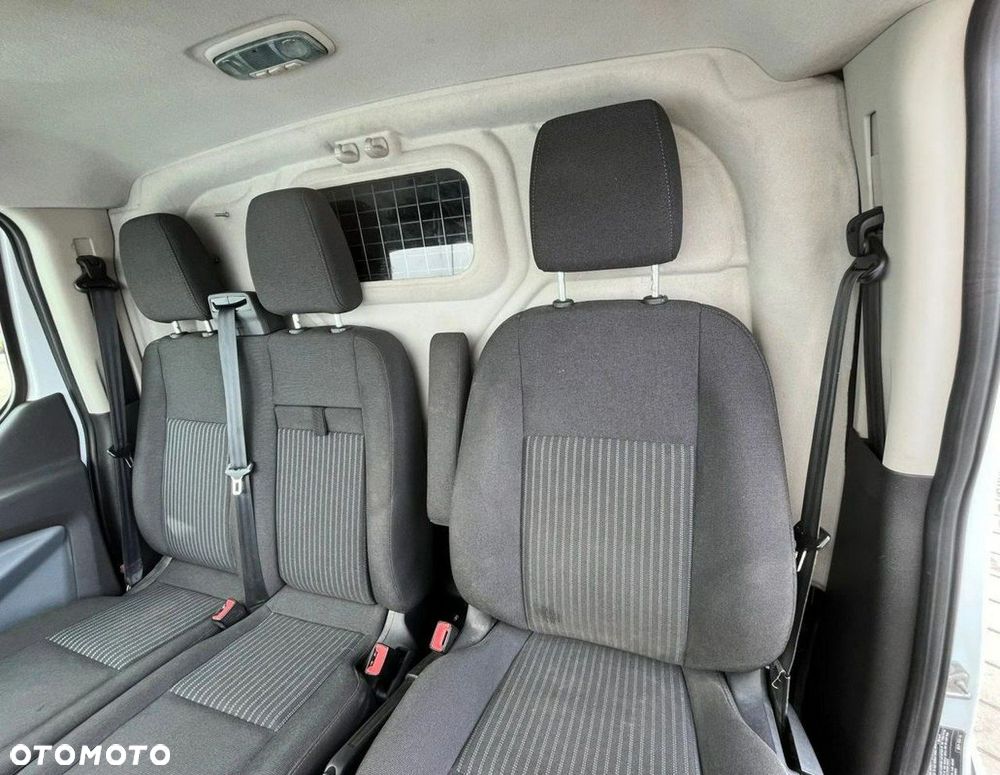 Ford Transit Custom - 22