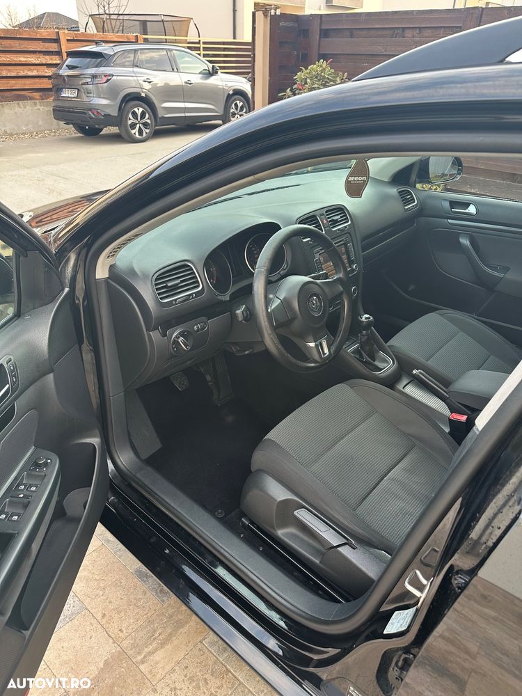 Volkswagen Golf 1.6 TDI DPF Comfortline - 4