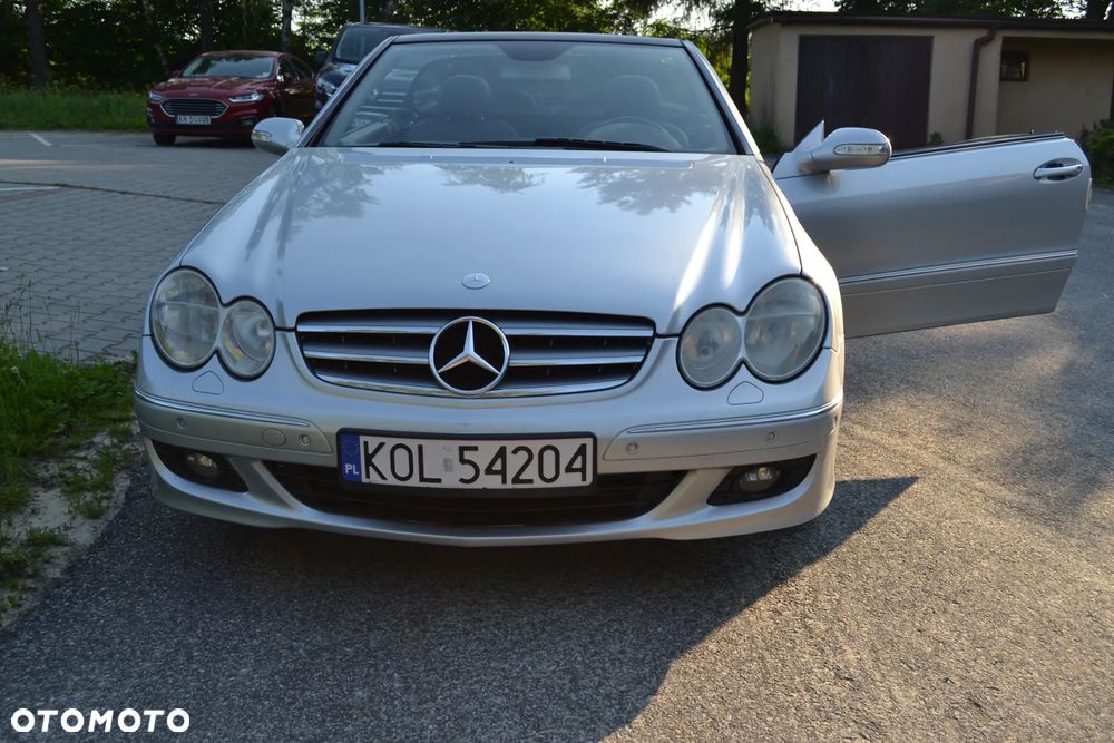 Mercedes-Benz CLK - 23
