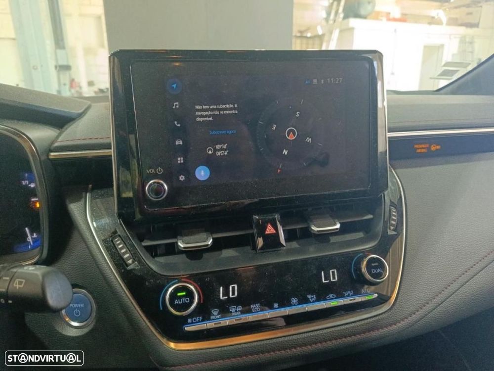 Toyota Corolla 1.8 Hybrid Exclusive - 3
