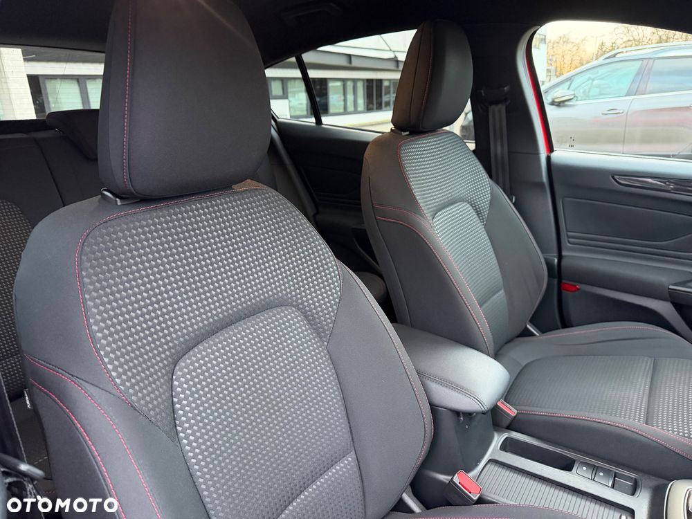 Ford Focus 1.0 EcoBoost ST-Line Red ASS - 23