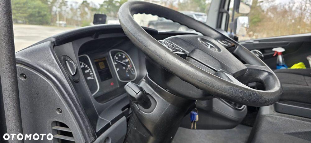 Mercedes-Benz Atego 818 - 12