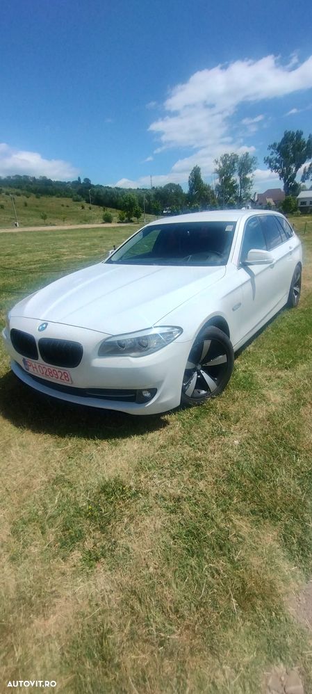 BMW Seria 5 520d - 3