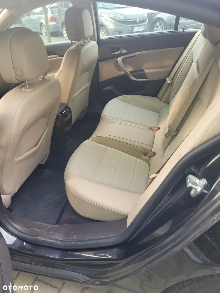 Opel Insignia 2.0 CDTI Cosmo - 11