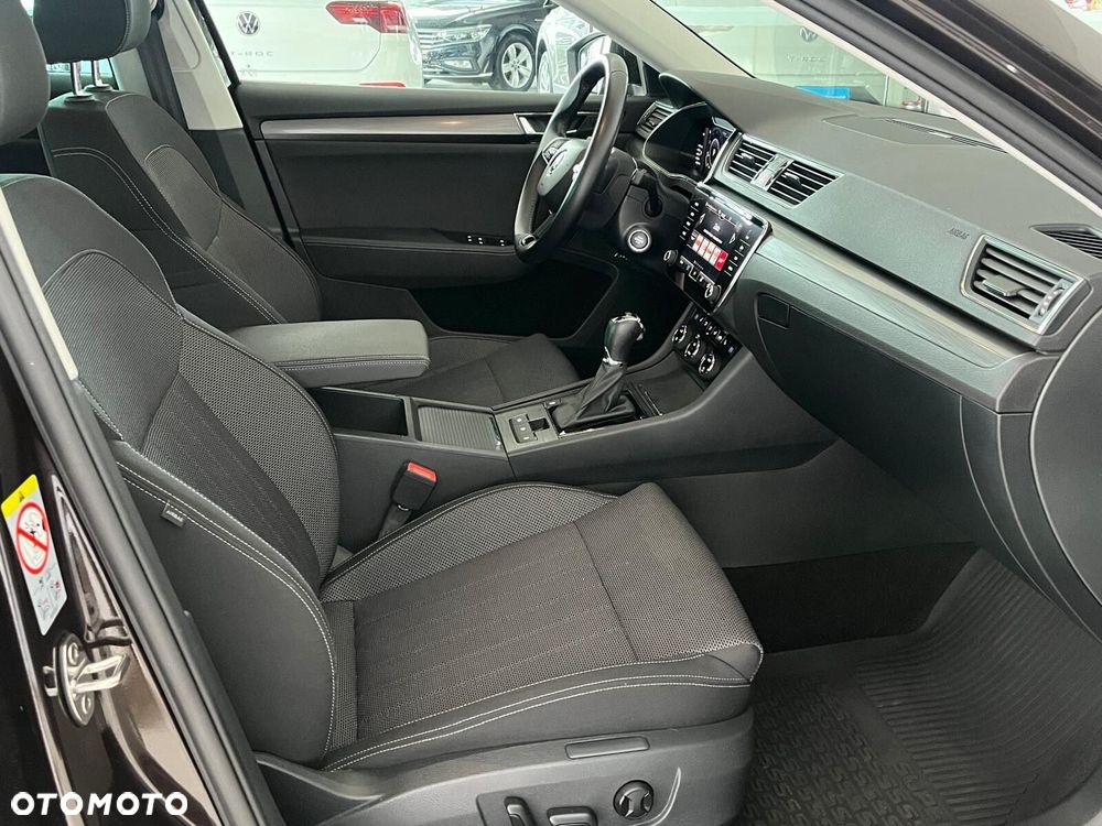 Skoda Superb 2.0 TSI DSG Style - 26