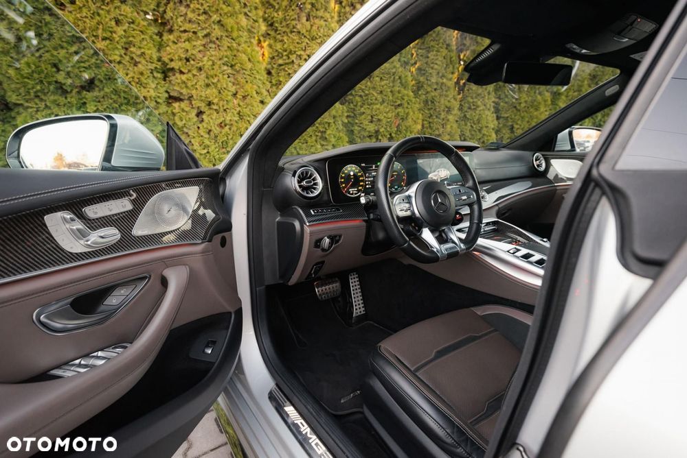 Mercedes-Benz AMG GT 43 4-Matic+ - 9