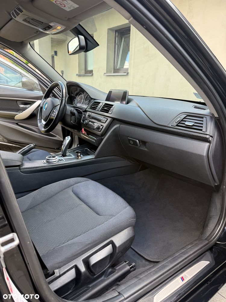 BMW Seria 3 - 15