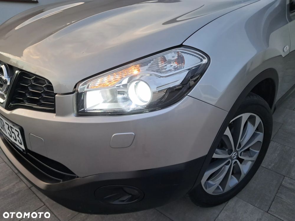 Nissan Qashqai+2 2.0 Tekna Premium - 6