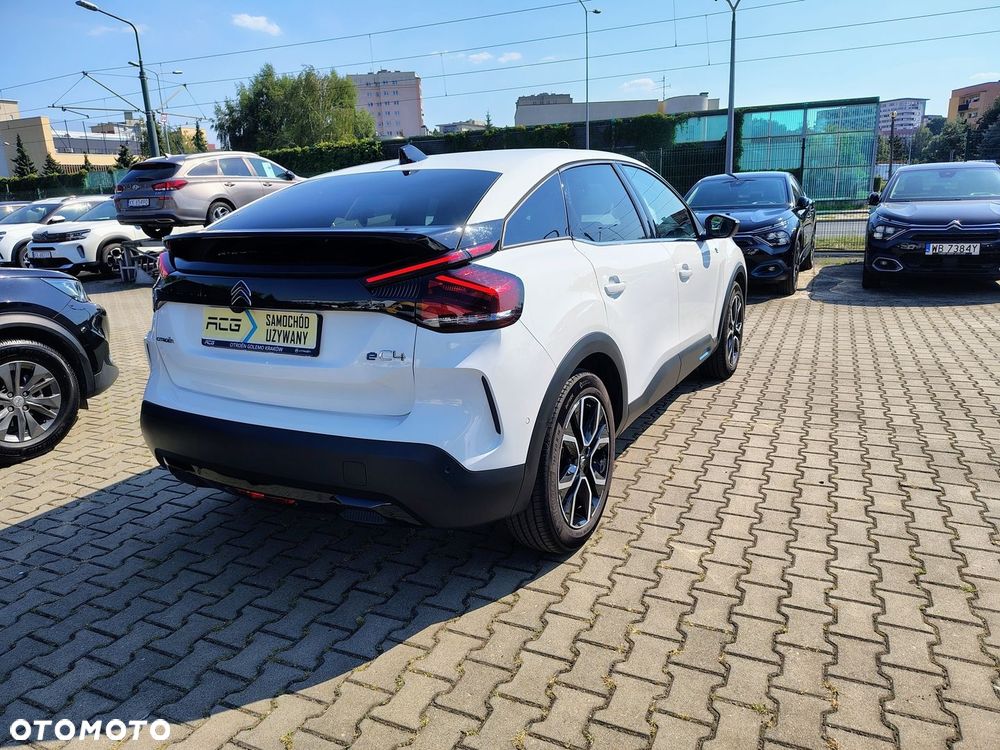 Citroën C4 EV136 50kWh Shine - 4