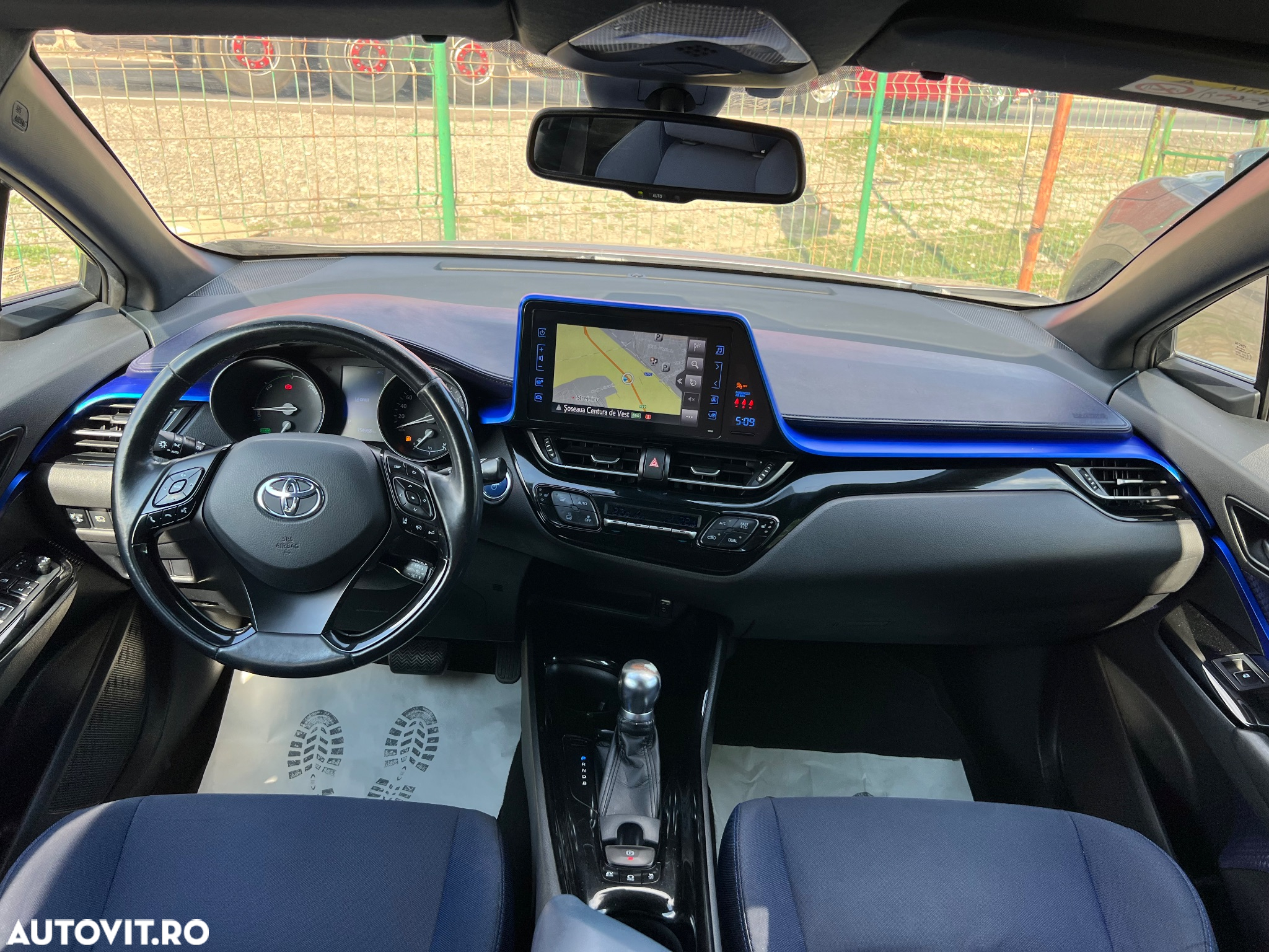 Toyota C-HR 1.8 HSD 122 CP 4x2 CVT C-ult Style bi-tone - 7