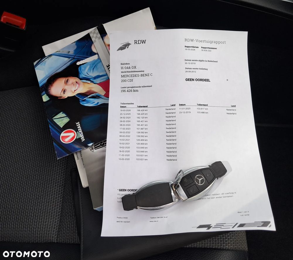 Mercedes-Benz Klasa C 200 CDI DPF Automatik BlueEFFICIENCY Avantgarde - 27
