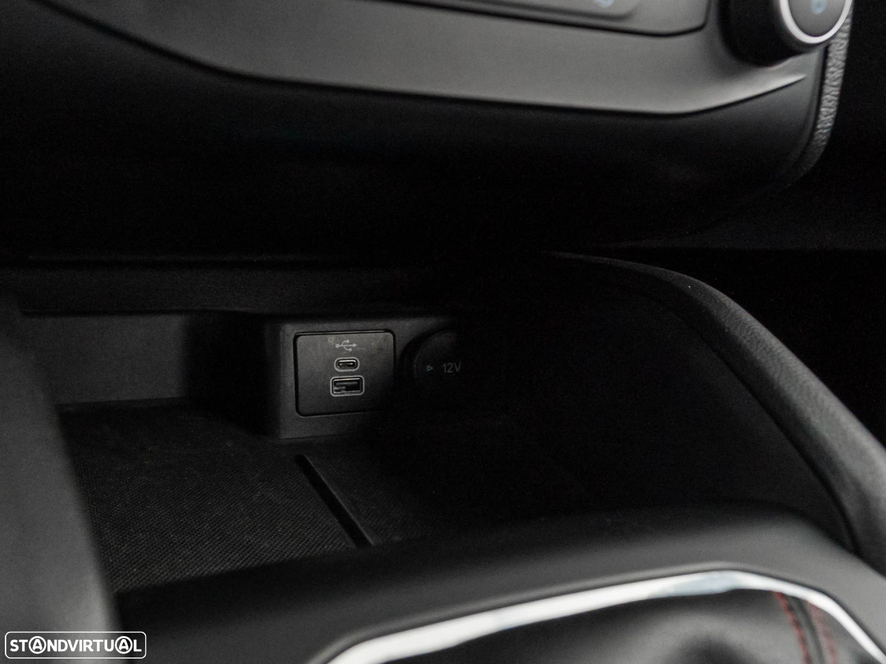 Ford Focus SW 1.0 EcoBoost MHEV ST-Line - 27