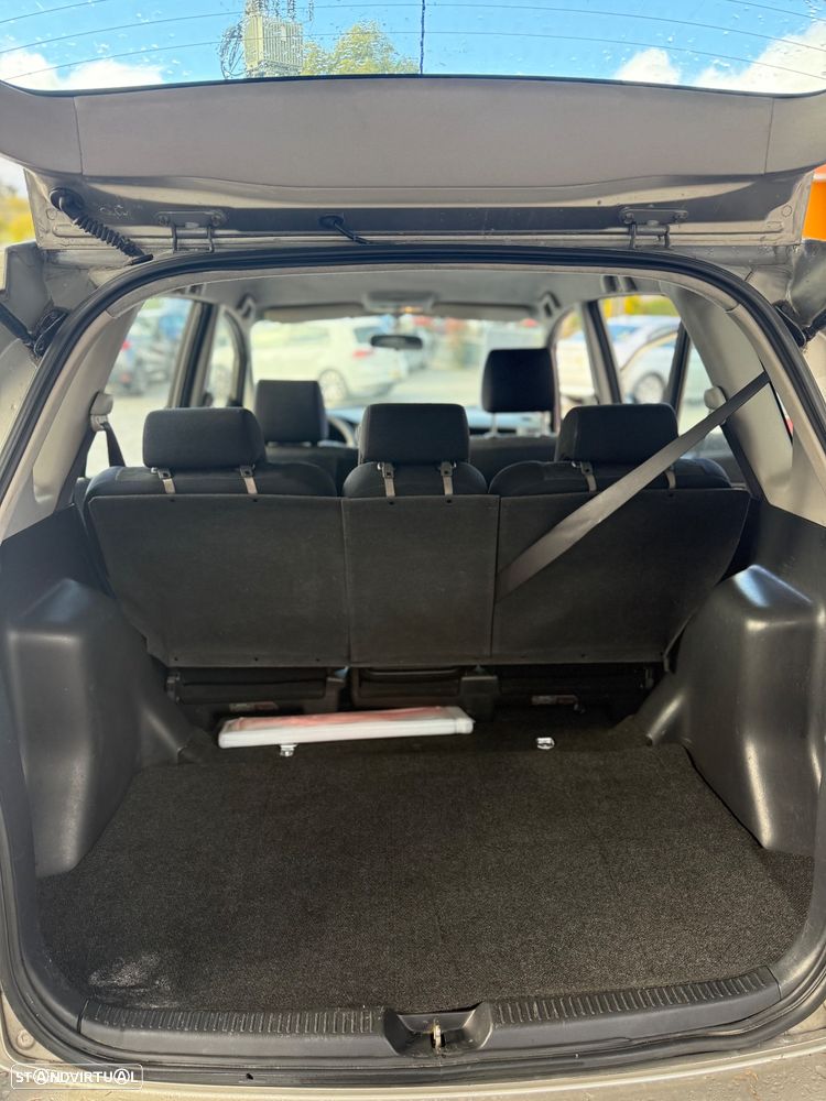 Toyota Corolla Verso 2.0 D-4D Sol - 10