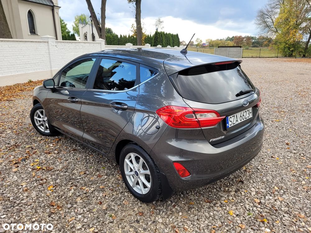 Ford Fiesta 1.1 S&S TITANIUM - 32