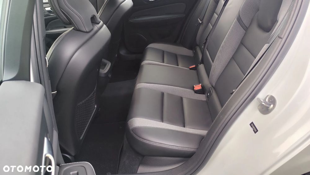 Volvo S60 2.5 T5 AWD - 25