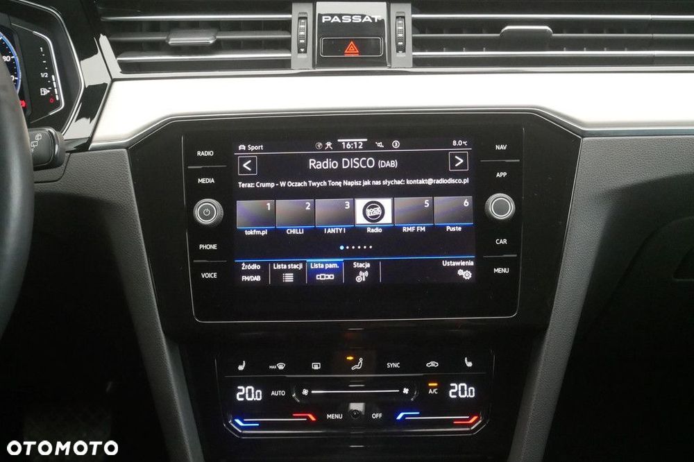 Volkswagen Passat Variant 2.0 TSI Elegance DSG - 10