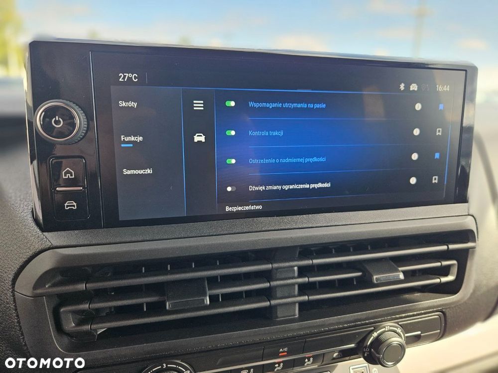 Opel Vivaro 2.2 CDTI XL 3,1t ( brygadówka - składany) - 19
