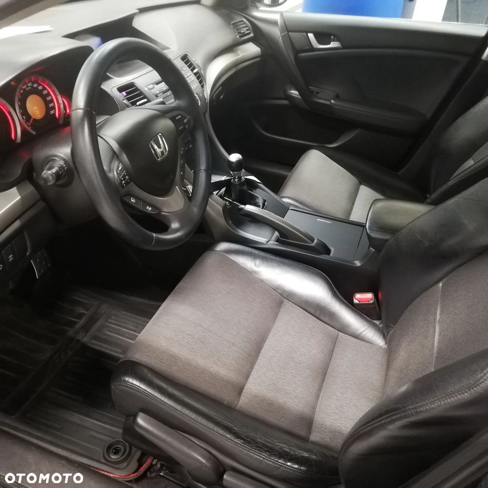 Honda Accord 2.2d Type S - 24