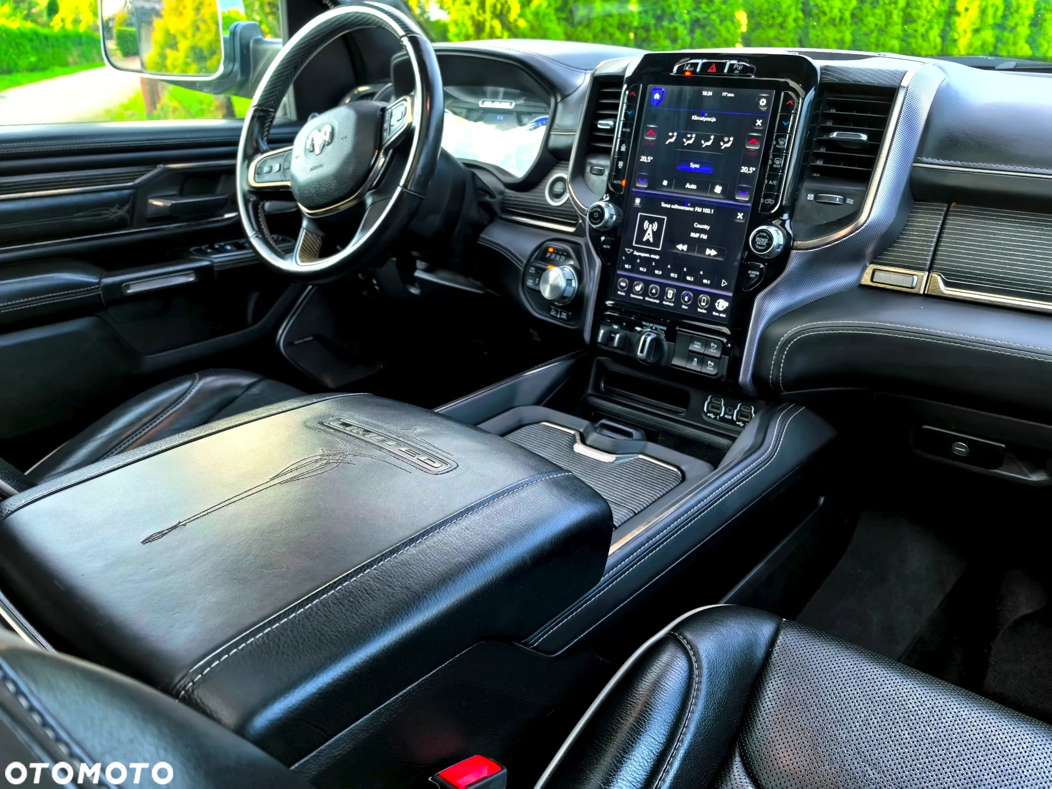 Dodge RAM - 36