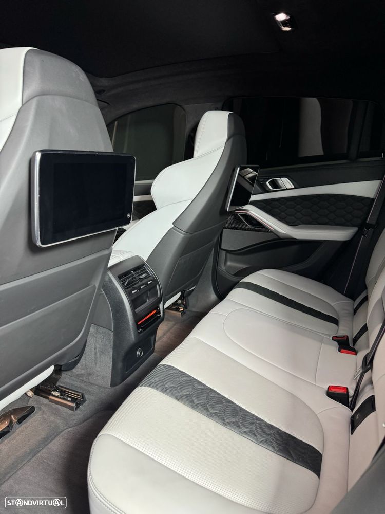 BMW X6 M Competition - 15