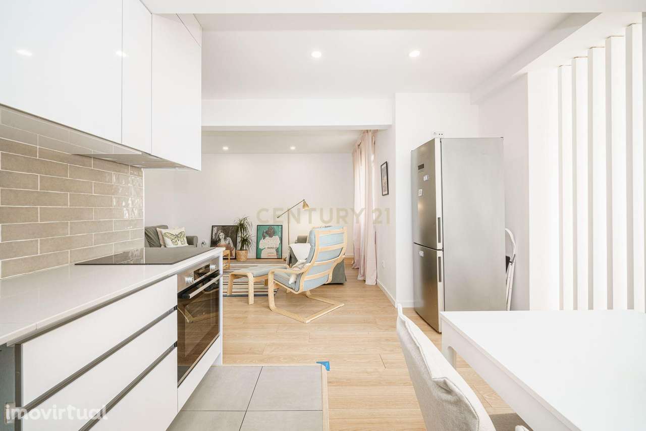 APARTAMENTO T3, TOTALMENTE REMODELADO, PARA VENDA NO CENTRO DE SETÚBAL - Grande imagem: 5/17