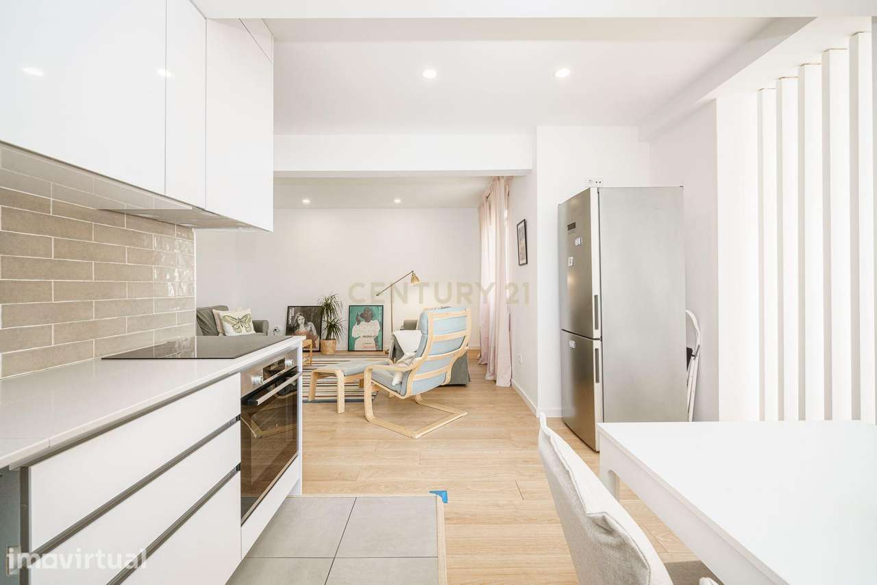 APARTAMENTO T3, TOTALMENTE REMODELADO, PARA VENDA NO CENTRO DE SETÚBAL - Grande imagem: 4/17