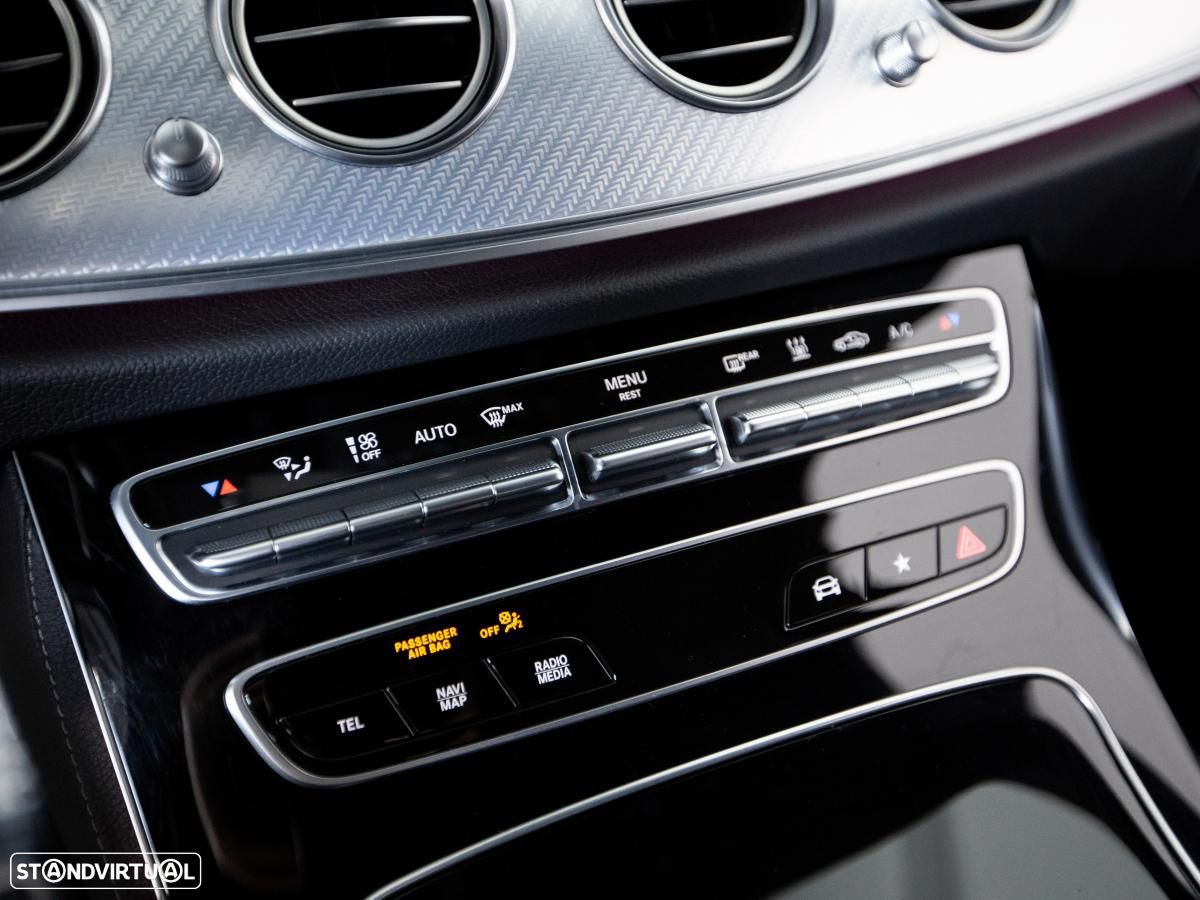 Mercedes-Benz E 300 de AMG Line - 23