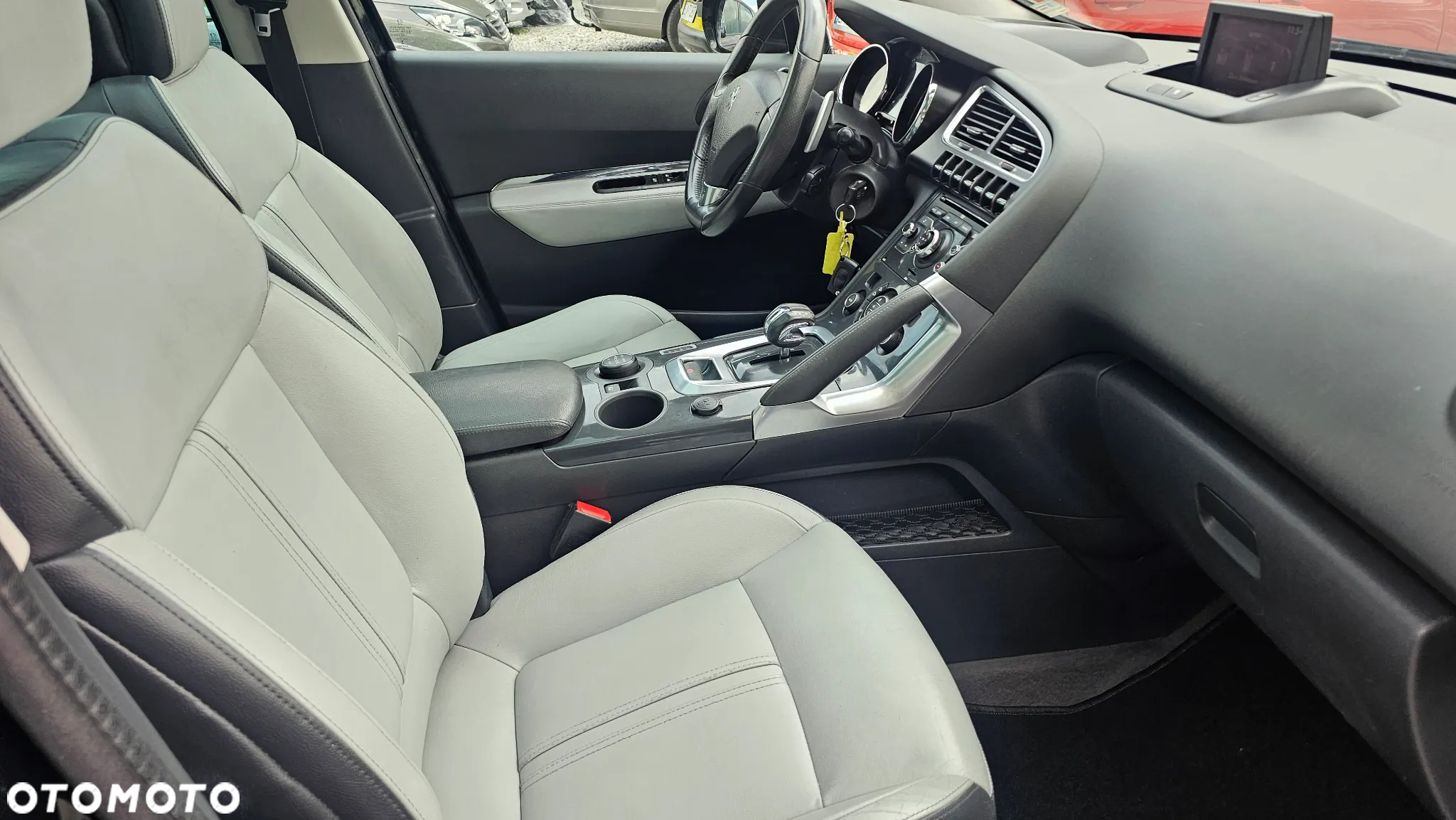 Peugeot 3008 Hybrid4 88g - 13