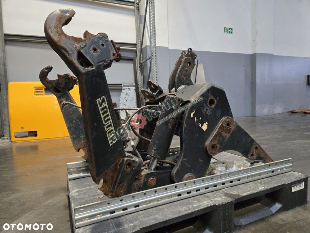 TUZ, przedni podnośnik, Deutz Agrotron 165 - 2