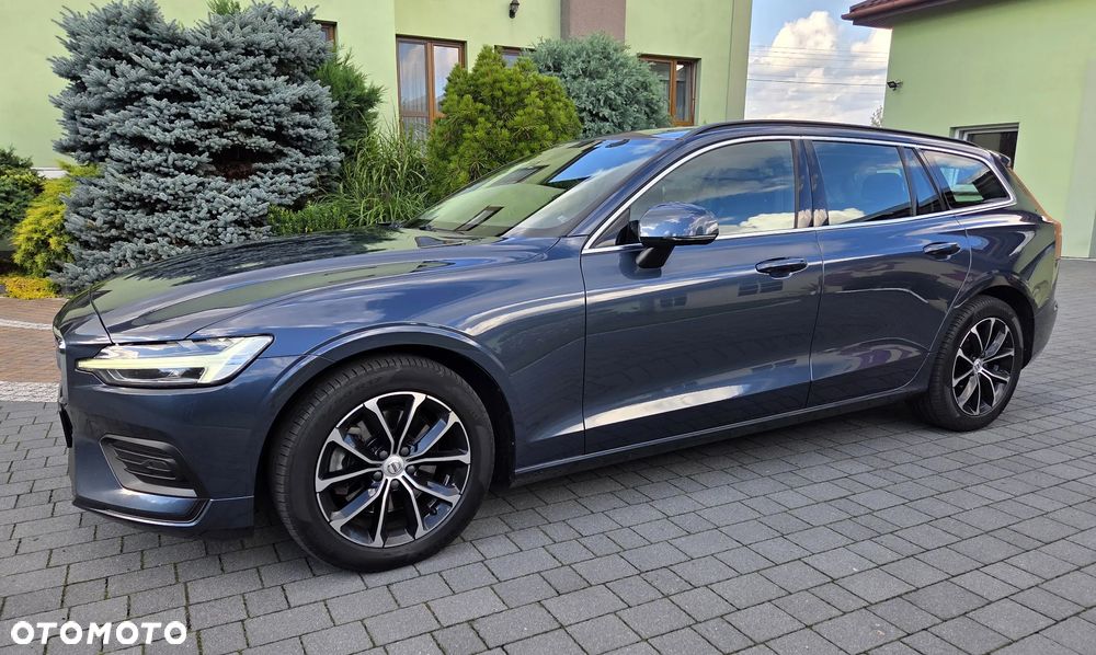 Volvo V60 B3 B DKG Momentum Pro - 7