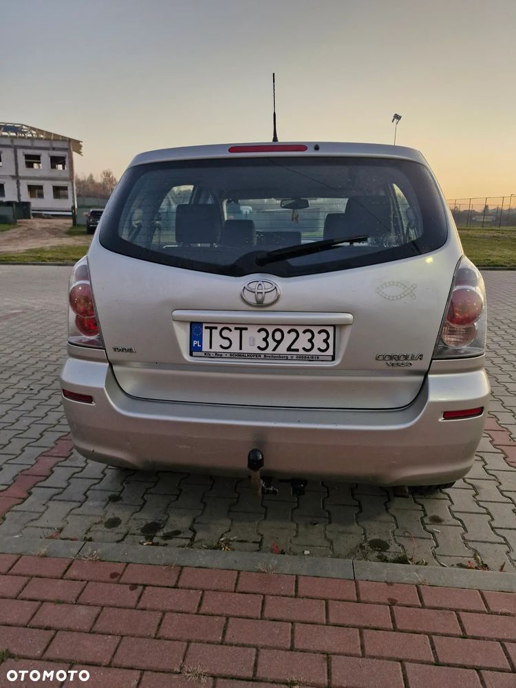 Toyota Corolla Verso 2.0 D-4D Prestige 7os - 7