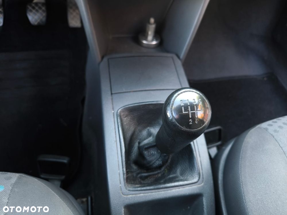 Volkswagen Polo - 19