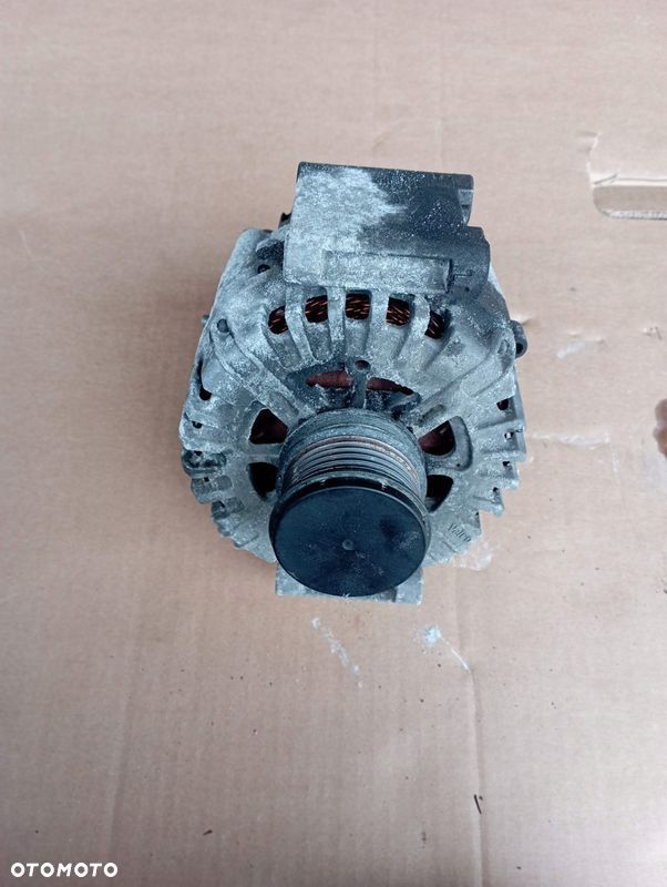 MERCEDES GLC W253 3.0 V6 ALTERNATOR 14V 200A A0009068706 - 3