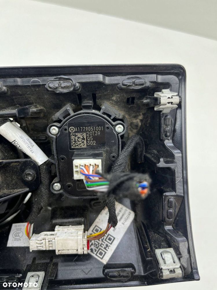 MERCEDES W177 KRATKI NAWIEWU KONSOLI PRZÓD A1776809800 - 11