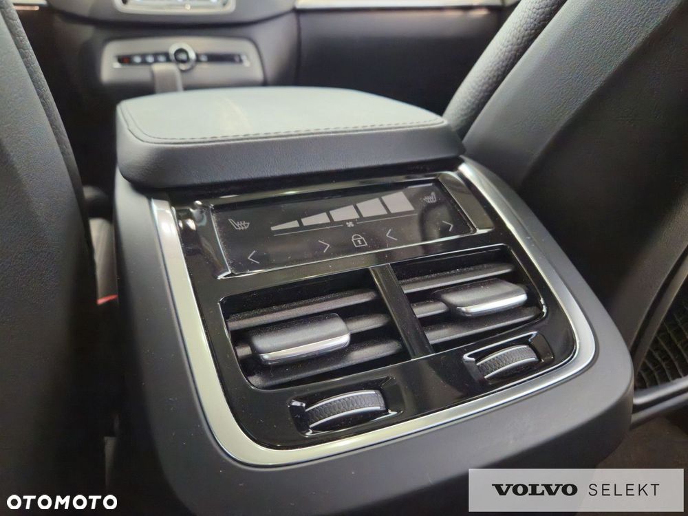 Volvo XC 90 - 29