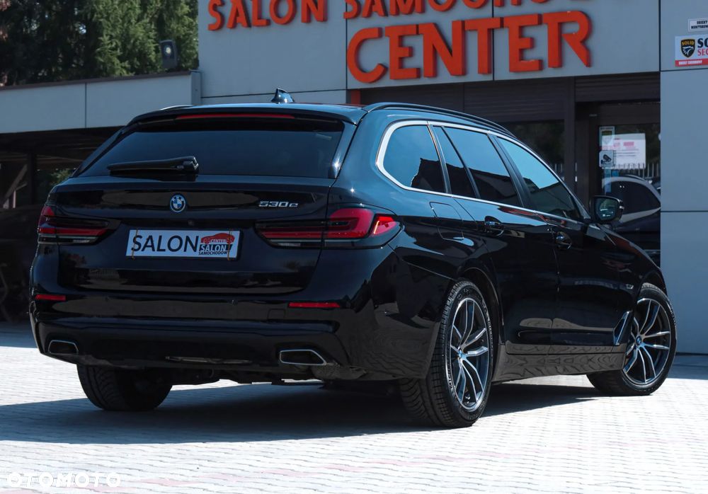 BMW Seria 5 530e sport - 8