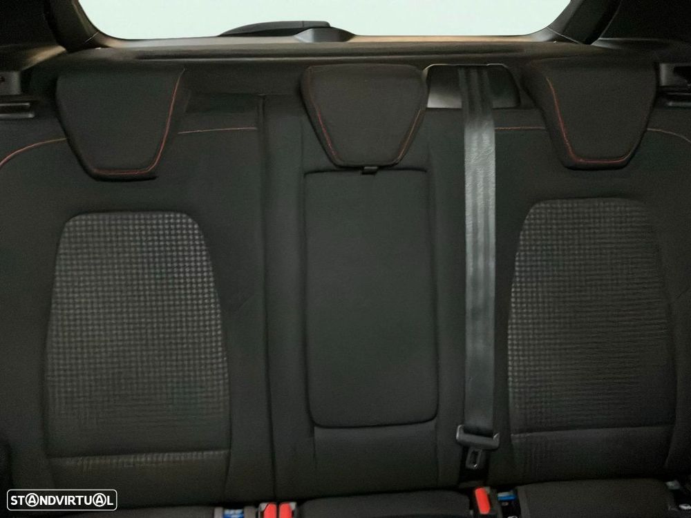 Ford Focus 1.0 EcoBoost MHEV ST-Line - 18