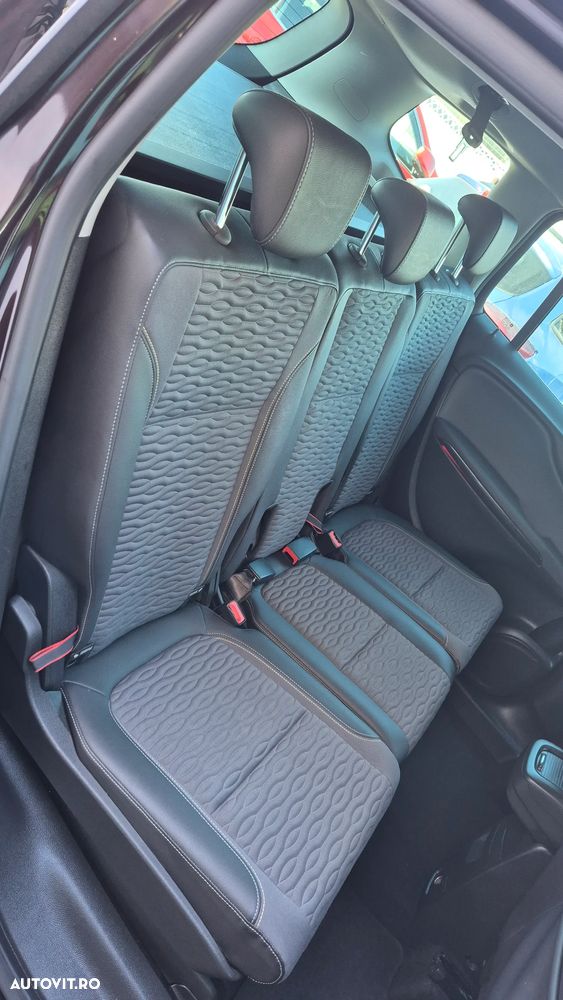 Opel Zafira 2.0 CDTI ECOTEC Cosmo - 24