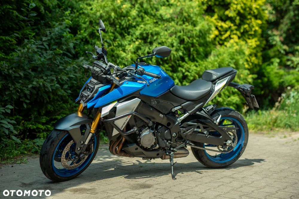 Suzuki GSX 1000 - 2
